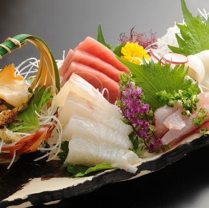 和牛ステーキやうなぎご飯など豪華料理満載!2.5H飲放付全9品「極上コース」7600円⇒6600円