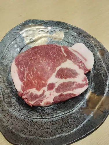 Setouchi pork shoulder loin (salt, sauce, or miso)