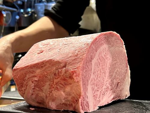 자사 목장산 흑모 일본 쇠고기를 사용한 코스파 최강 점심