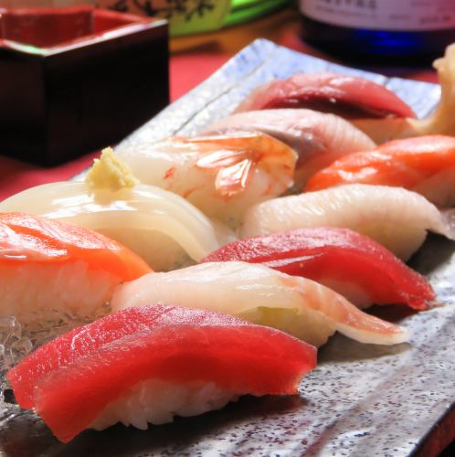 Nigiri sushi (8 pieces)