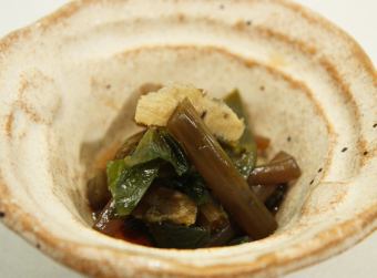 Wasabi leaves pickled in soy sauce
