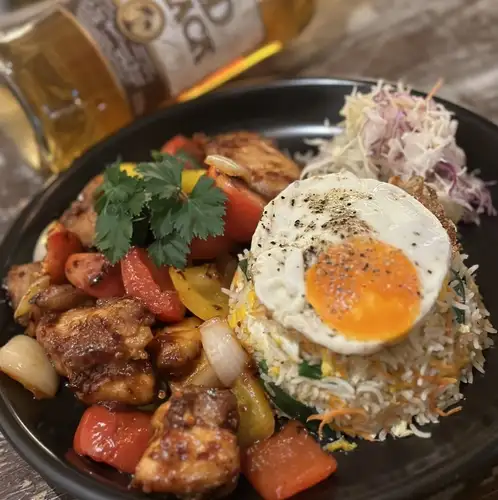本場仕込のシェフの味！本格的なスパイシー料理を堪能♪
