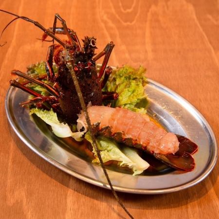 Reserve only seats where you can enjoy spiny lobster ganjangseu