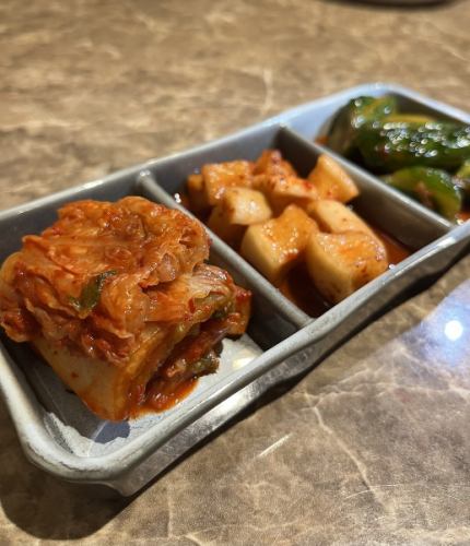キムチ盛合せ