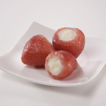 炼乳 草莓冰淇淋