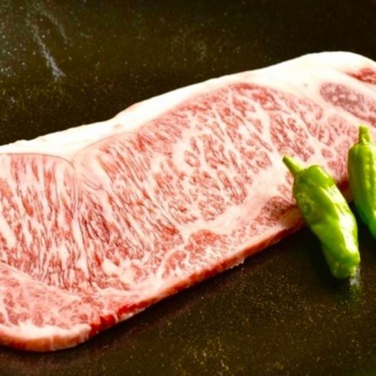 宴会厅的座位全部是半包间♪带孩子也能安心用餐！