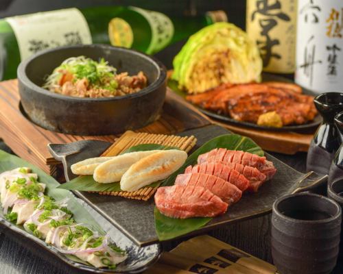 Enjoy our specialty beef tongue, sashimi platter, local sake, etc.!