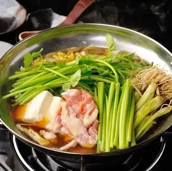 仙台セリと鶏せせりの醤油鍋