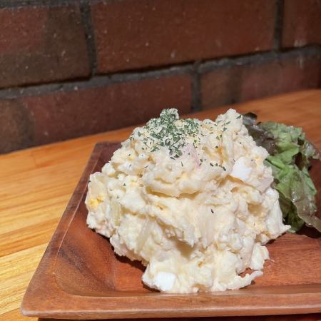Potato salad (with char siu)