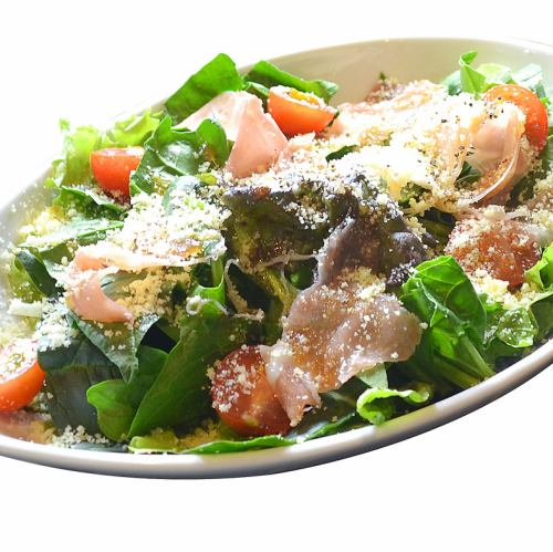 prosciutto and spinach salad