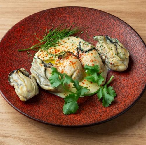 牡蠣のヴァプール（蒸し） ゴルゴンゾーラソース