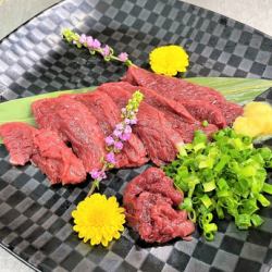 馬刺し