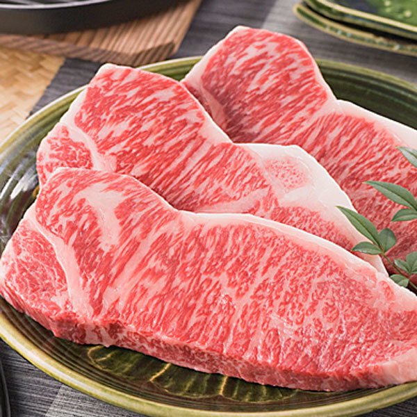 当店では産地にこだわって仕入れたお肉のみを使用しております♪