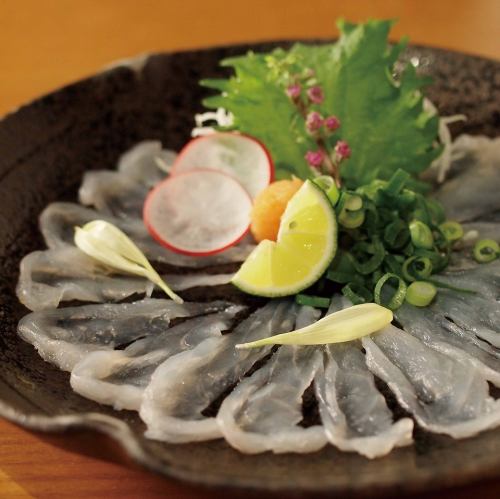 Thin sashimi of smelt ~with thick liver soy sauce~