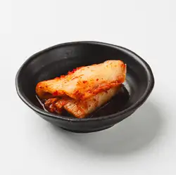 Homemade raw kimchi/kkakdugi
