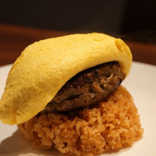 Wagyu beef hamburger omelet rice