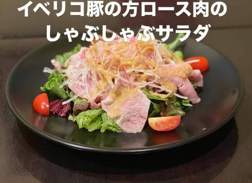 8/12火
今日は何だかジメジメ💦
こんな日はキリッと冷えたcavaはいかがでしょうか。
熱々のアヒージョや生ハムが、湿気も気分も吹き飛ばしてくれます。
赤羽スペインクラブテラテラで、爽やかなスペイン時間をお楽しみください🇪🇸

#赤羽スペインクラブteratera 
#浦和スペインクラブteratera 
＃スペイン料理
#フィデワ