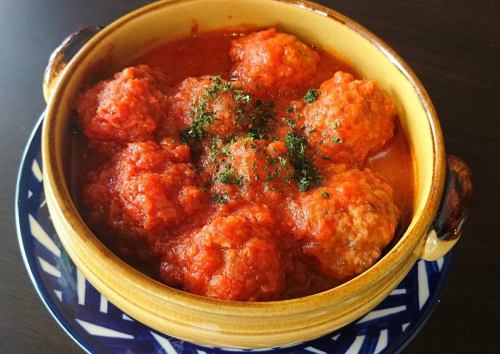 Ginza Master's Albondigas (meatballs stewed in tomato sauce)
