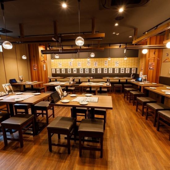 2階フロア40名、1階フロア30名の予約も可能!♪各種ご宴会に!