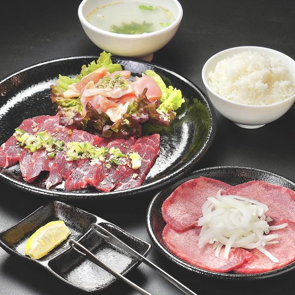 ランチも大好評♪【れんが亭ランチセット】