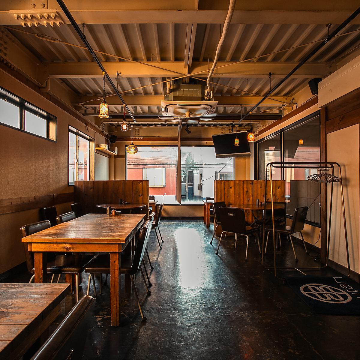 草加の穴場的居酒屋ダイニング！串焼きと自家製スモークが自慢の居酒屋♪