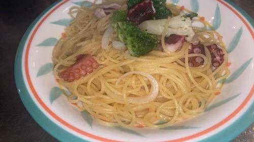 大家好♪
炭烤義大利餐廳Aletta🇮🇹
這是章魚、青花菜和花椰菜辣椒醬🎶
我們期待您的光臨🤍
#大阪的午餐
#大阪葡萄酒
#大阪蝦料理
#大阪蝦
#大阪炸蝦
#大阪蝦專賣店
#堺筋本町
#堺筋本町美食
#堺筋本町晚餐
#堺筋本町午餐
#堺筋本町的飲酒
#堺筋本町義大利餐廳
#堺筋本町餐廳
#堺筋本町居酒屋
#堺筋本町義大利麵
#堺筋本町站
#堺筋本町站旁
#炭烤義大利菜
#炭烤義大利阿萊塔
#大阪美食
#大阪午餐
#大阪義大利菜
#大阪晚餐
