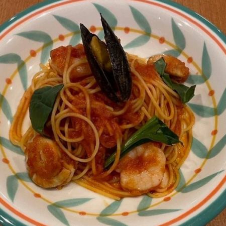 4種シーフードのペスカトーレ