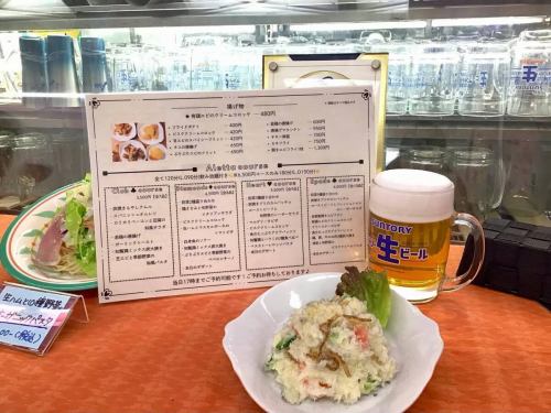 こんばんは🌆
炭火焼イタリアンAlettaです🍝
当店では新しいコースをご用意しております。
お客様お一人お一人に合ったコースや、新しいお料理もご用意しておりますので、より素晴らしいお食事体験をお楽しみいただけます。
お客様のご来店をお心よりお待ちしております♪、
#ばんごはん 
#おおさか 
#さかいすじほんまち 
#pizza 
#ワイングラス