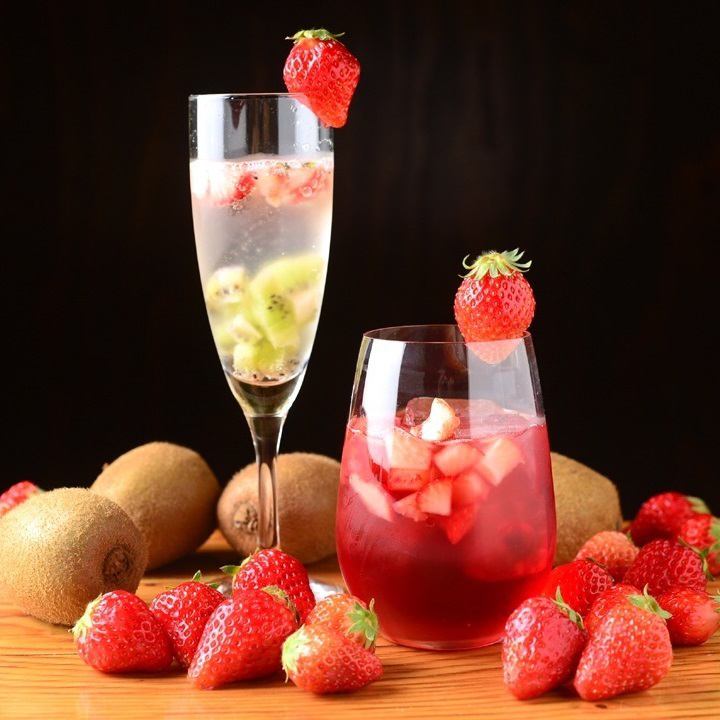 The sparkling sparkling flavor made from fresh fruit is popular♪
