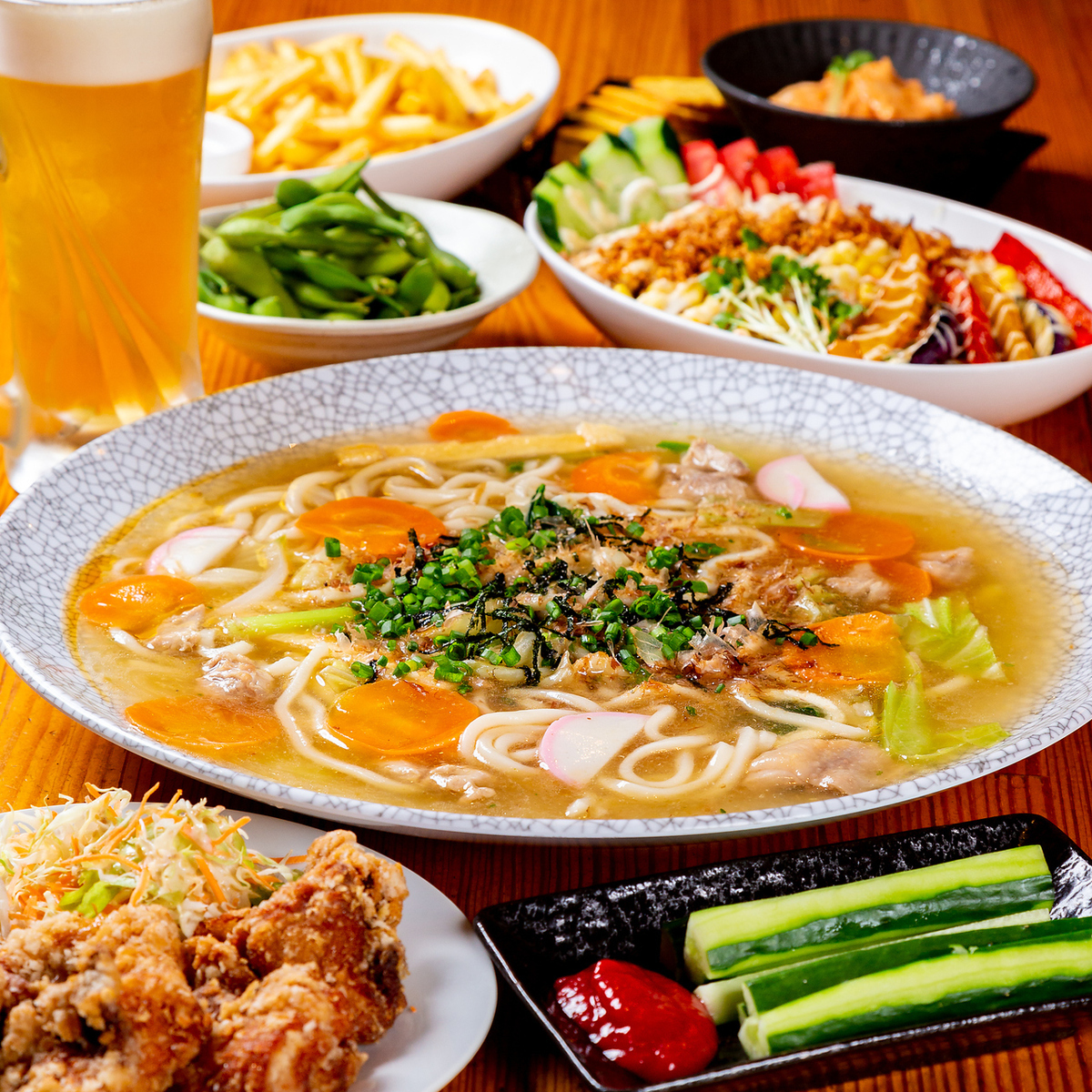 我们有派对套餐，您可以享用各种小吃♪ 包含2小时无限畅饮！