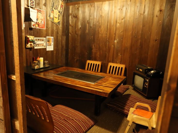 懐かしい小学校をイメージした店内!!SNS映えもばっちり