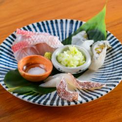 沖縄県産高級魚三種盛り合わせ