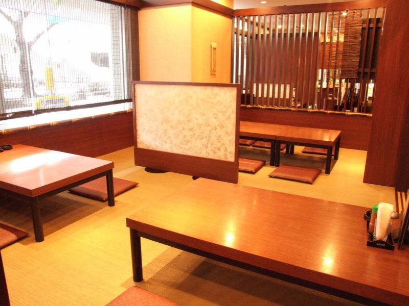Banquet seats, available for 20 to 25 people.Up to 60 people OK! OK, there is a private room with digging ♪