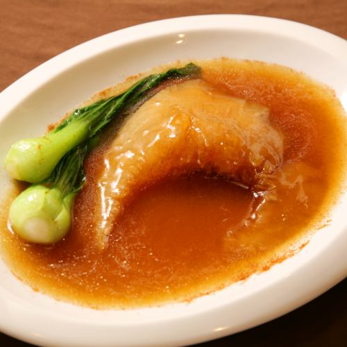 Braised shark fin with shrimp roe