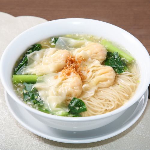 香港海老ワンタン麺