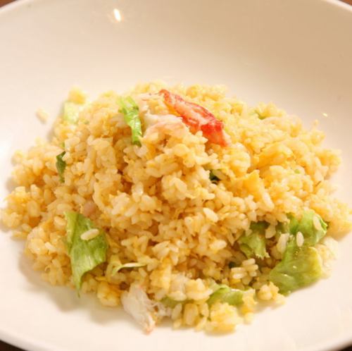 蟹とレタスの炒飯
