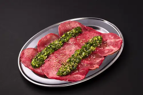 みんな大好き王道！ネギたっぷりの絶品ネギ塩タン