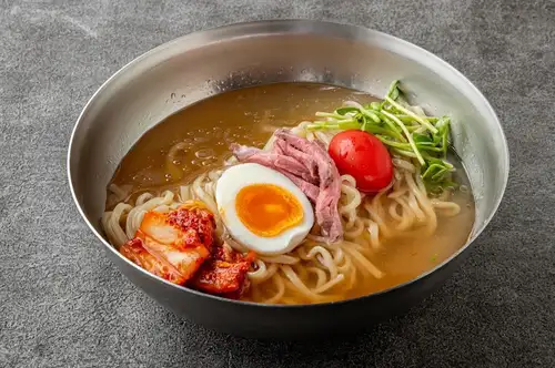 柚子香るミシュランの冷麺