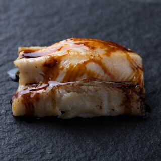 【낮의 코스】엄선 식재료를 아낌없이 사용한 스시를 마음껏 즐길 수 있는 코스◆13200엔(부가세 포함)