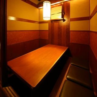 テーブル個室は人数に合わせて11名様まで！