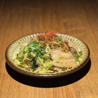 Salt-fried noodles with chunky pork ribs