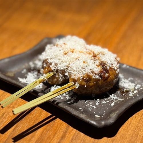 【新名物】パルミジャーノ鶏つくね（1本）