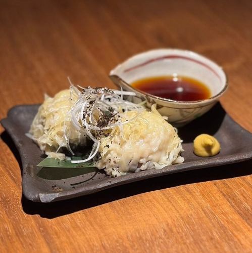 Shiitake Stuffed Chicken Tsukune Dumpl ings（4pcs）