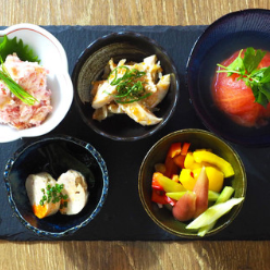 ◆◆仅限工作日晚上9点以后的After Party套餐◆◆ 两小时5000日元套餐(6道菜)