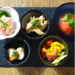 ◆◆仅限工作日晚上9点以后的After Party套餐◆◆ 两小时5000日元套餐(6道菜)