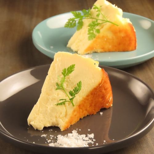 濃厚！とろけるバスクチーズケーキ