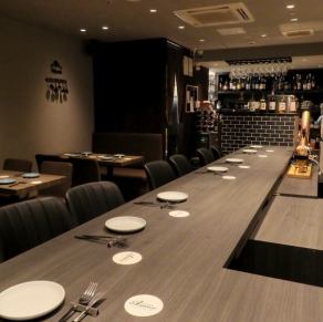 店内は最大20名様まで貸切でのご利用が可能です！歓送迎会、企業様の宴会、同窓会など、大人数でのパーティーに最適です◎シックでモダンな空間を丸ごと貸切って、特別なイベントやパーティーを開催しませんか♪周りを気にせず、落ちついた大人の空間で特別なパーティーを♪