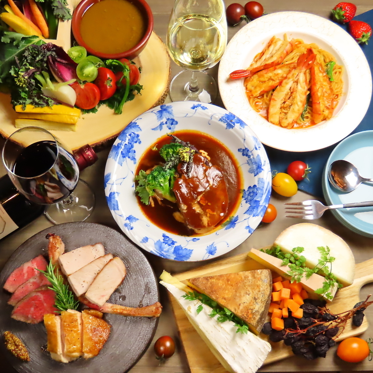 本格洋食が楽しむ事ができ、落ち着いた空間で記念日や大事な接待にどうぞ