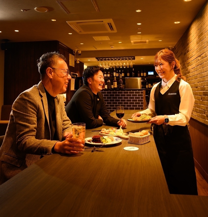本格洋食が楽しむ事ができ、落ち着いた空間で記念日や大事な接待にどうぞ