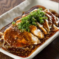生鸡肉搭配12种辛辣香料